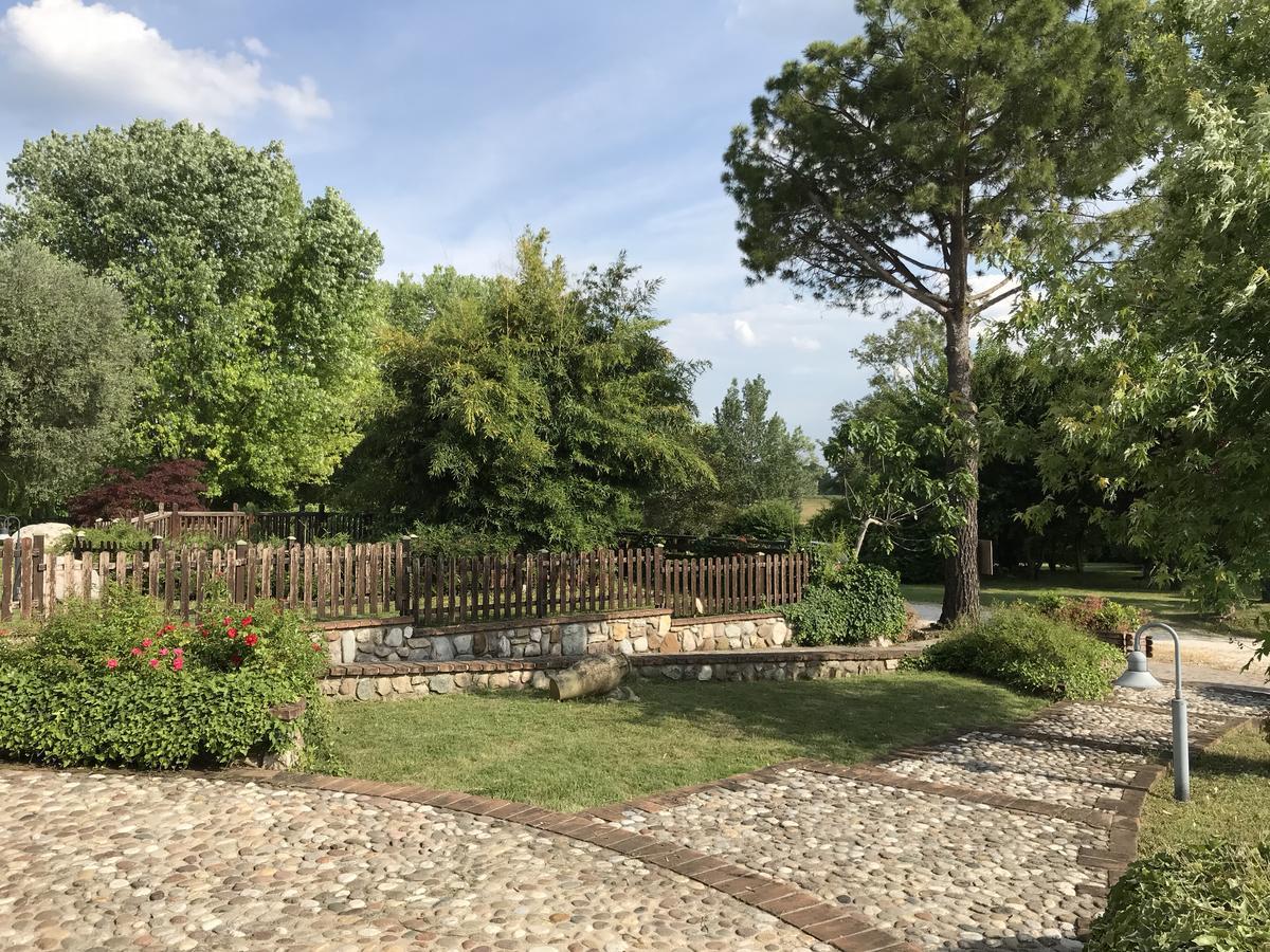 庞蒂索明西奥 Agriturismo Corte Salandini酒店 外观 照片